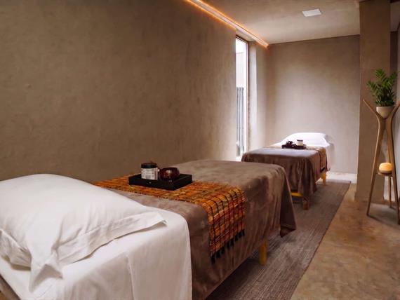 duke-beach-maresias-spa-renata-franca-room-02.jpg