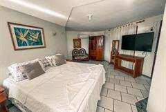 Suíte com Banheira de Hidromassagem