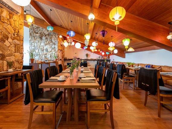 21. restaurante 02.jpg