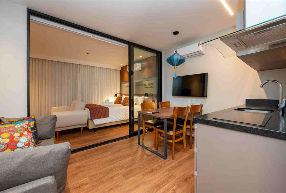 03 ap 21 - 03 (1).jpg