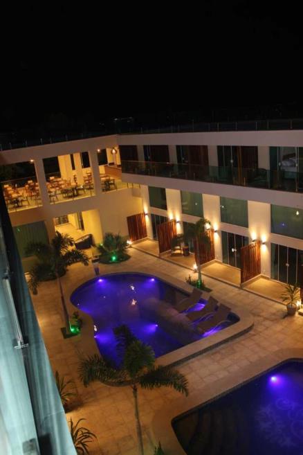 piscinas a noite 2.jpg