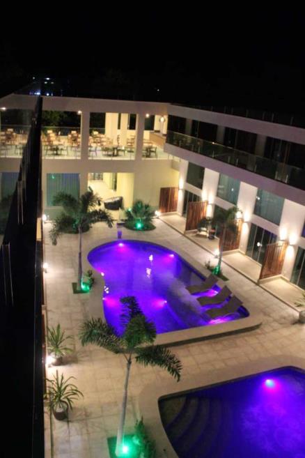 vista de cima piscinas.jpg
