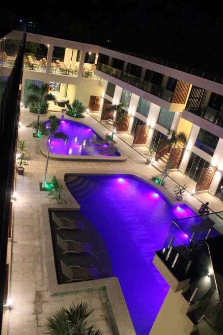 piscinas de cima.jpg