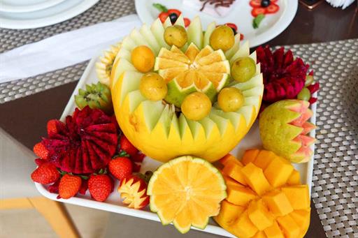 café da manhã - cesta de frutas.jpg