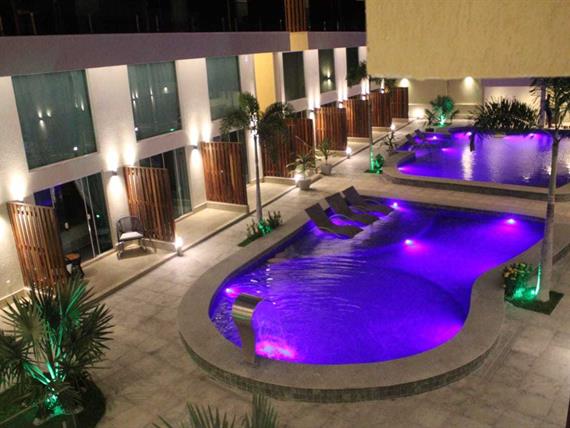 piscinas infantil.jpg