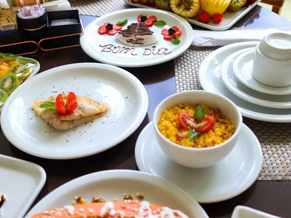 café da manhã - mesa posta 3.jpg