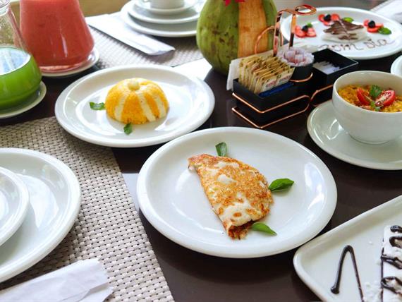 café da manhã - pratos decorados 2.jpg