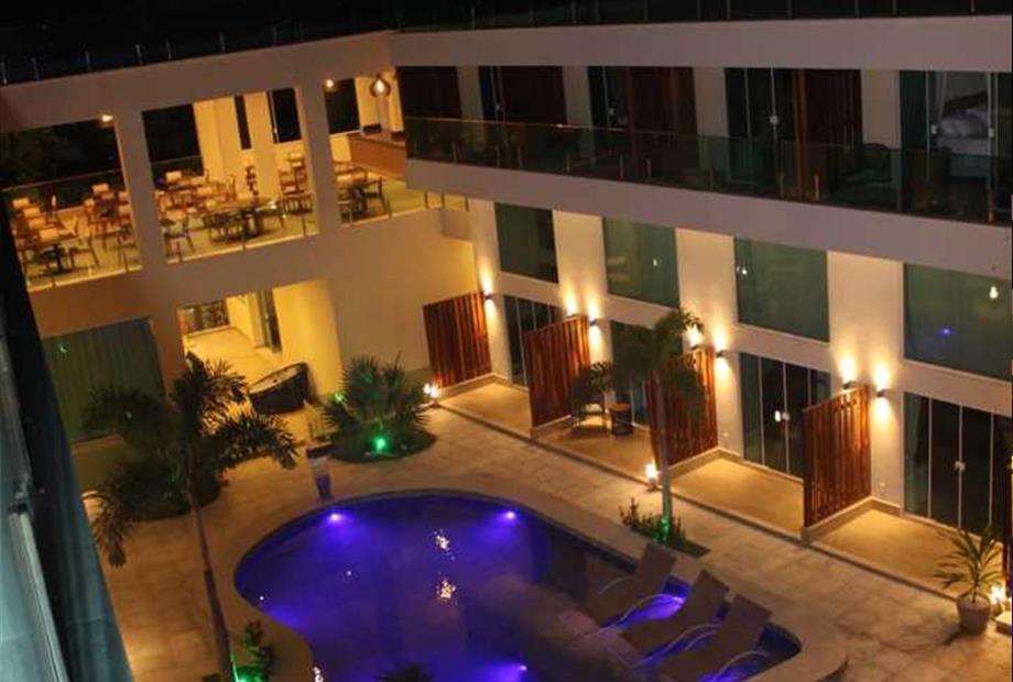 piscinas a noite 2.jpg