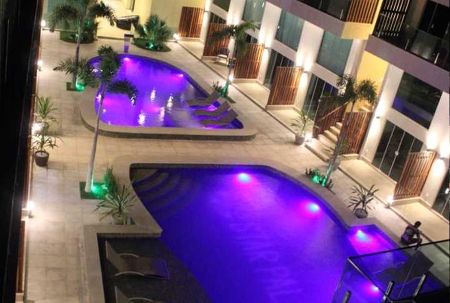 piscinas de cima.jpg