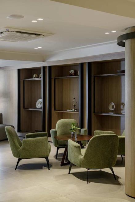 lobby nova 4.jpg