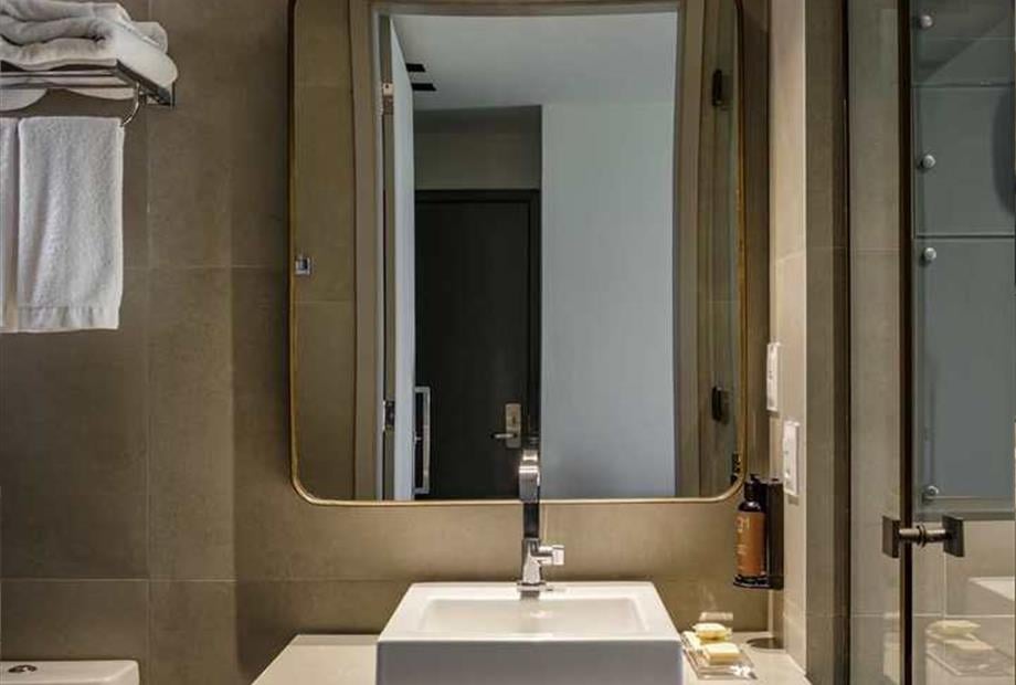 belone nova 4 banheiro.jpg