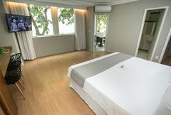 Super Luxo com Cama King-size e Varanda