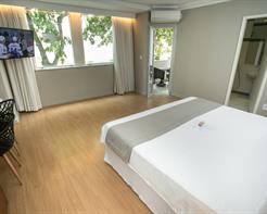 Super Luxo com Cama King-size e Varanda