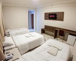 Suíte 3 Camas Solteiro