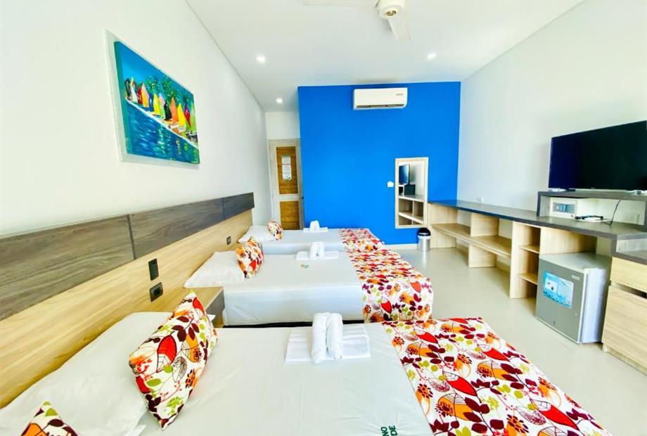 Quarto Família Superior com Vista do Mar-10.jpg