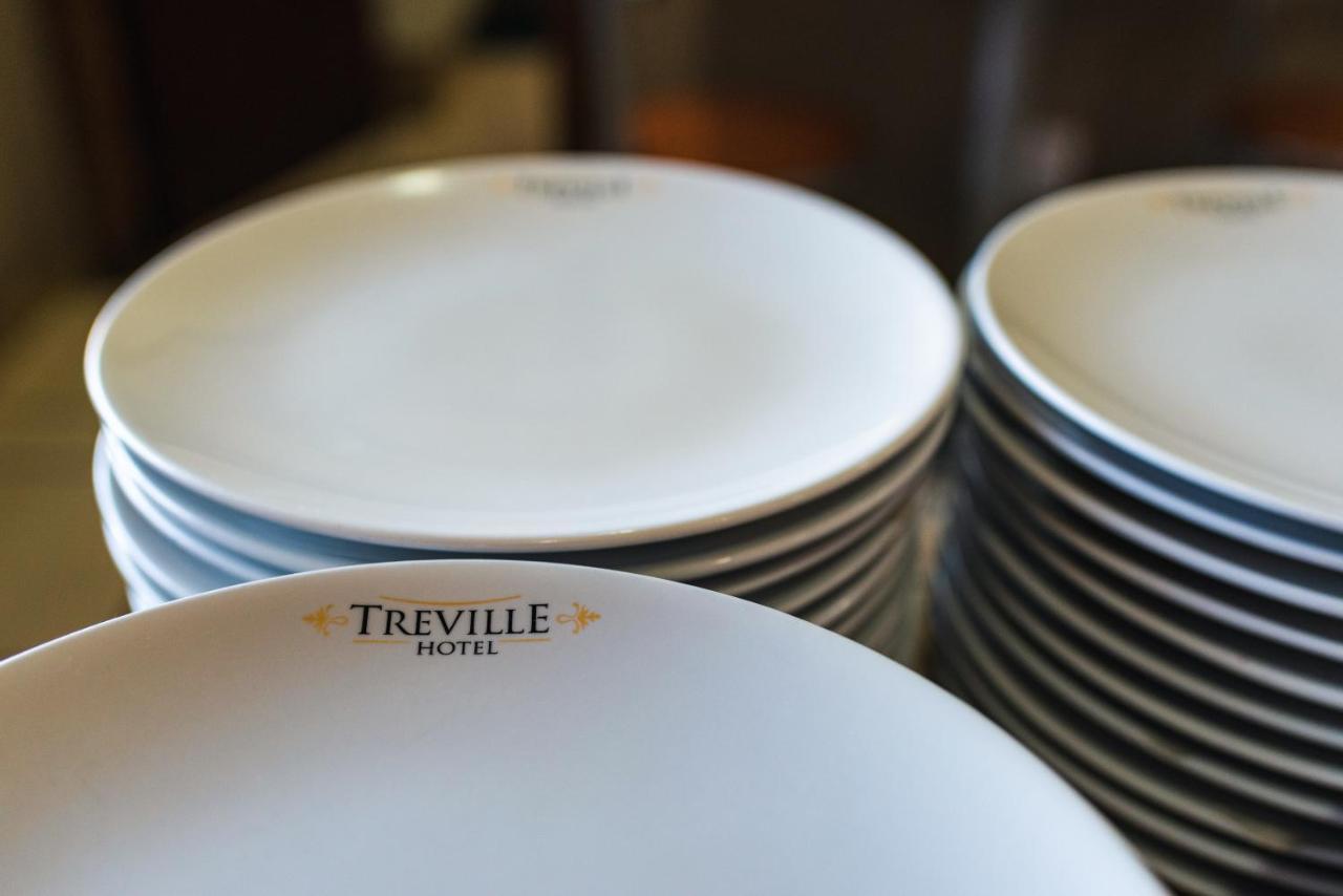 Treville Hotel 5