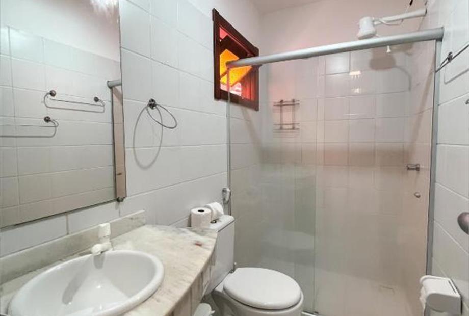 Quarto Duplo com Varanda-4.jpg