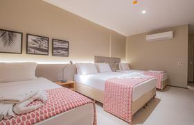 Standard 1 Casal + 2 Solteiro - Sem varanda do Maceio Mar Resort All Inclusive
