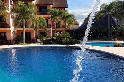 piscina externa 4.jpg