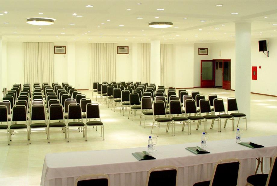 sala de eventos.jpg