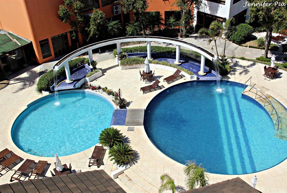 piscinas externas.jpg