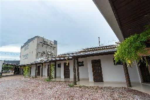 hotel plaza (26) (1).jpg