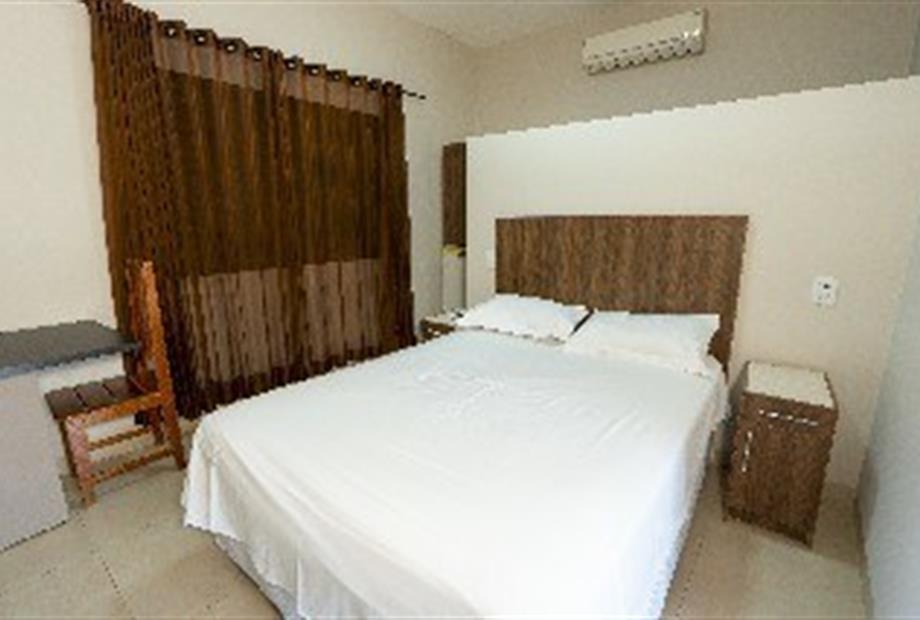 hotel plaza (17) (1).jpg