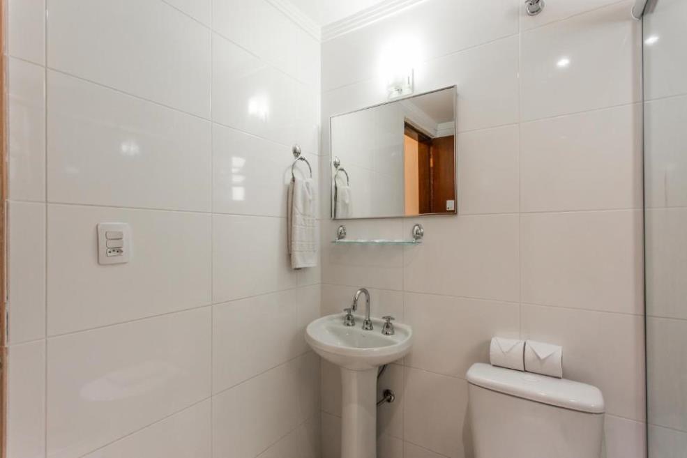 Quarto Standard com 2 Camas de Solteiro-10.jpg