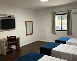 Quarto Triplo Standard