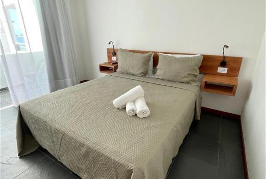 Quarto Superior com Cama Queen-size-1.jpg