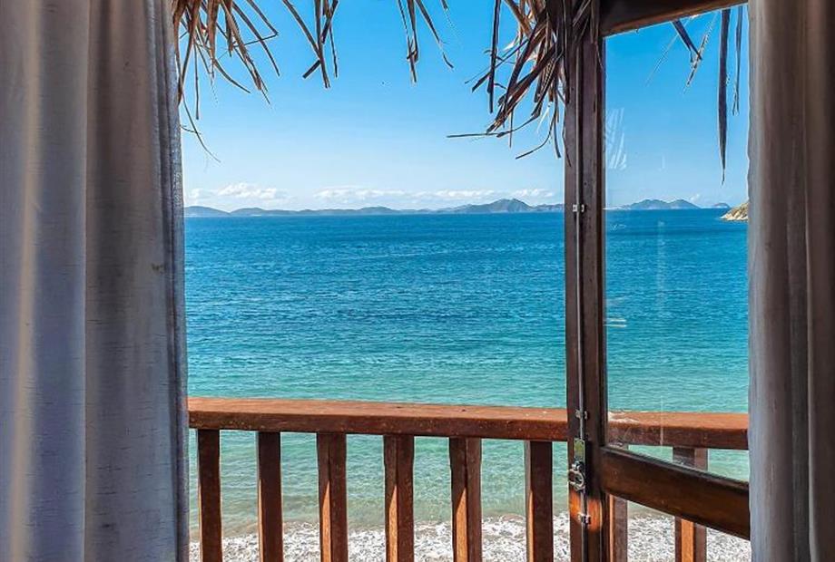 Suíte com Cama King-size e Vista do Mar-3.jpg