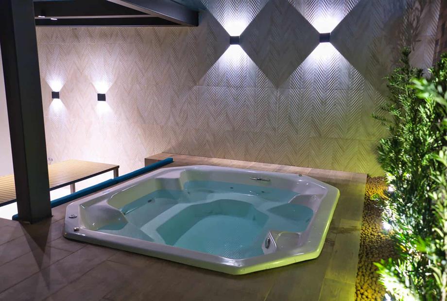quarto jacuzzi_11zon.jpeg