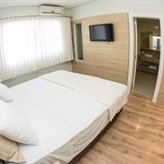 Suíte Executiva com Banheira de Hidromassagem 