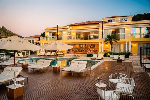 cópia de uni-69.jpg