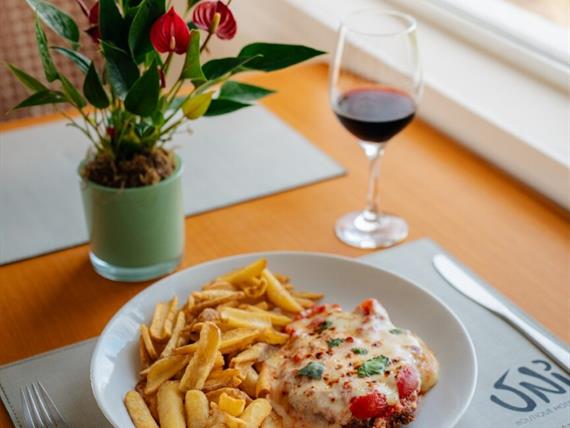 cópia de uni-22.jpg