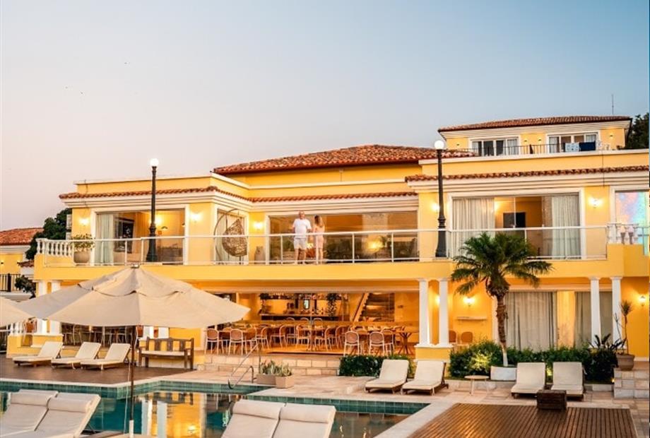 cópia de uni-72.jpg