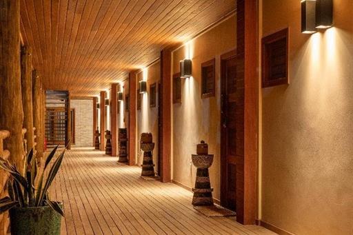 corredor apartamento.jpg