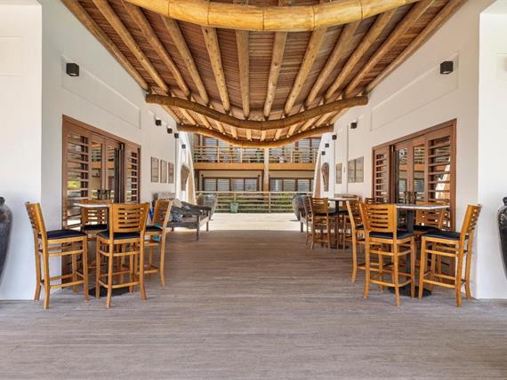 corredor área social.jpg