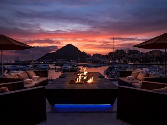 sky_p_ fire pit 1.jpg