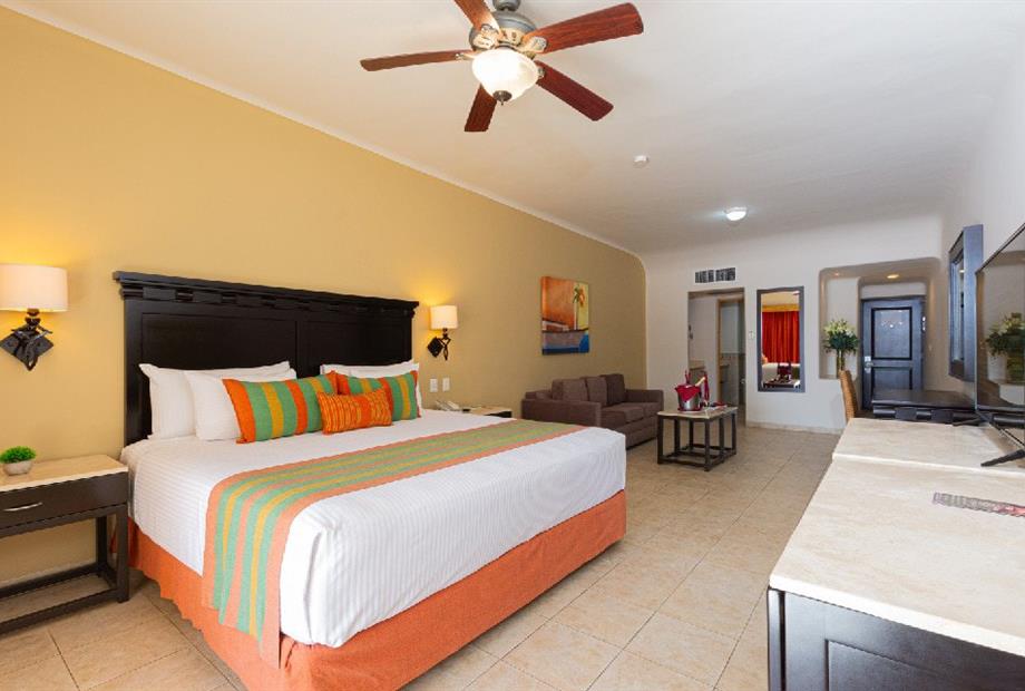 junior suite king-01.jpg