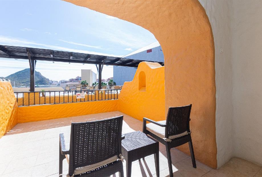 junior suite king-03.jpg