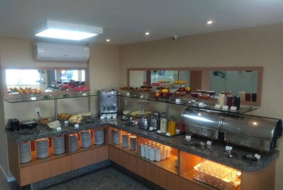 buffet cafe da manhã.jpg