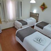 STAND TRIPLO SOLTEIRO TERREO S/ VARANDA