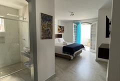 Quarto Duplo Com Patio