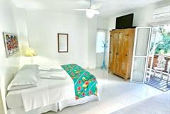 Quarto Triplo com Varanda