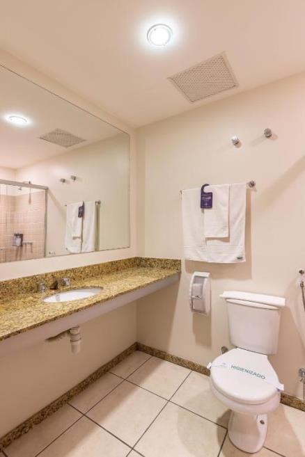 Quarto Standard com 2 Camas de Solteiro-3.jpg