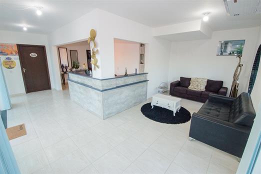 whatsapp image 2024-02-09 at 20.05.50 (1).jpeg