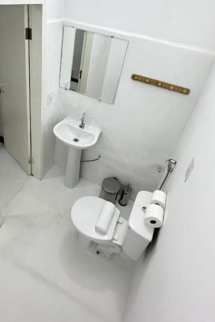 a1ec32da-28ba-4578-831a-74220094794f.jpg