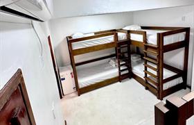 HOSTEL - CAMA EM DORMITÓRIO MASCULINO do Viglamo Jeri
