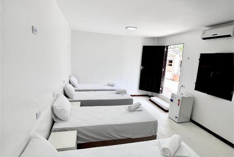 Quarto Família Standard-1.jpg